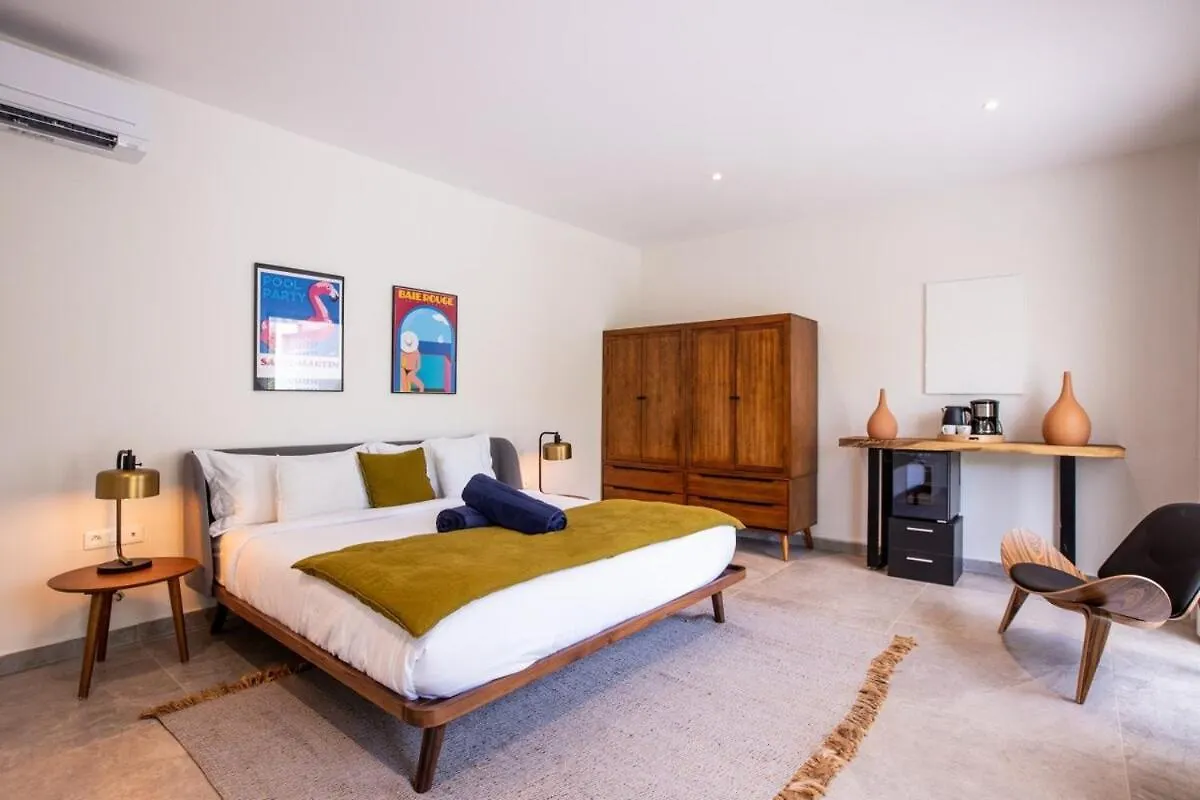 Villa Solis, 7 Bedroom Ocean View Midcentury Villa Marigot