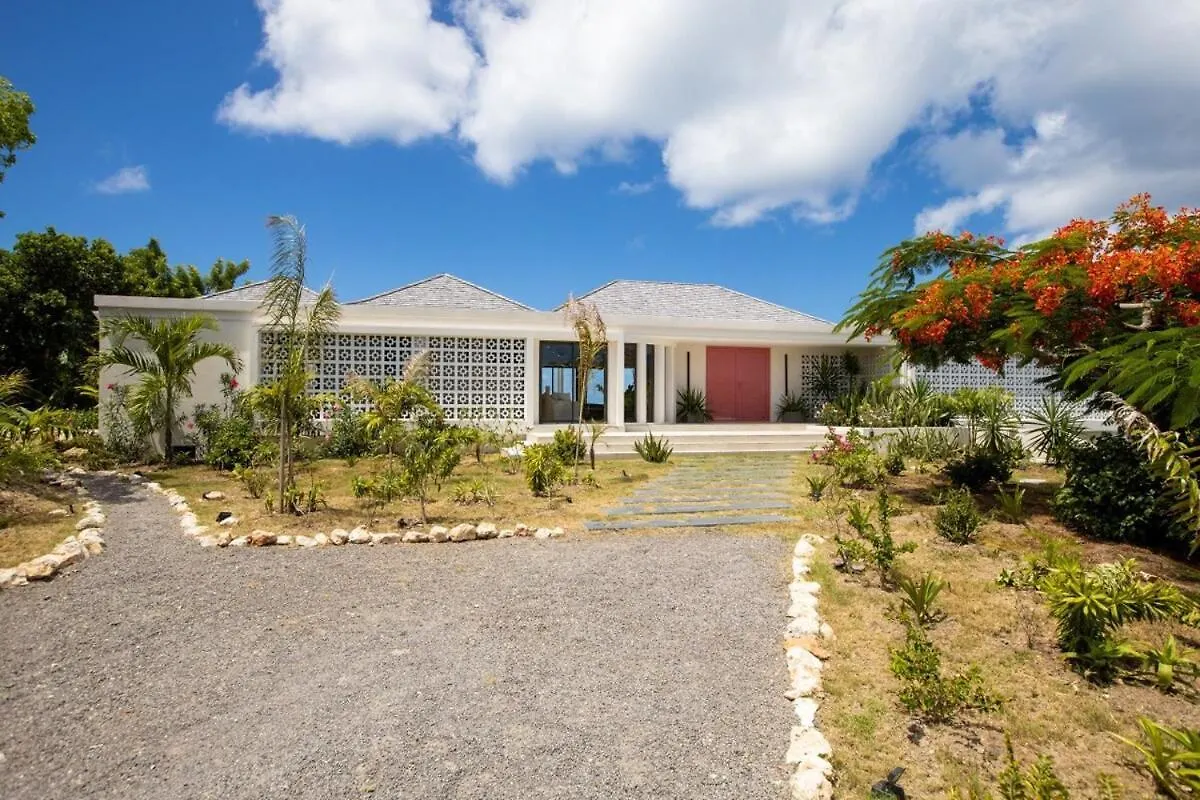 Semesterbostad Villa Solis, 7 Bedroom Ocean View Midcentury Villa Marigot  Sint Maarten