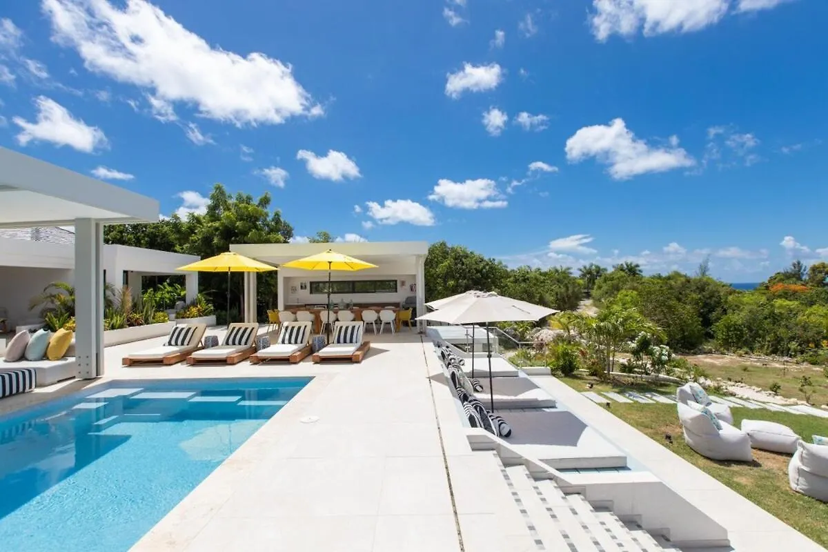 Villa Solis, 7 Bedroom Ocean View Midcentury Villa Marigot  Σπίτι διακοπών
