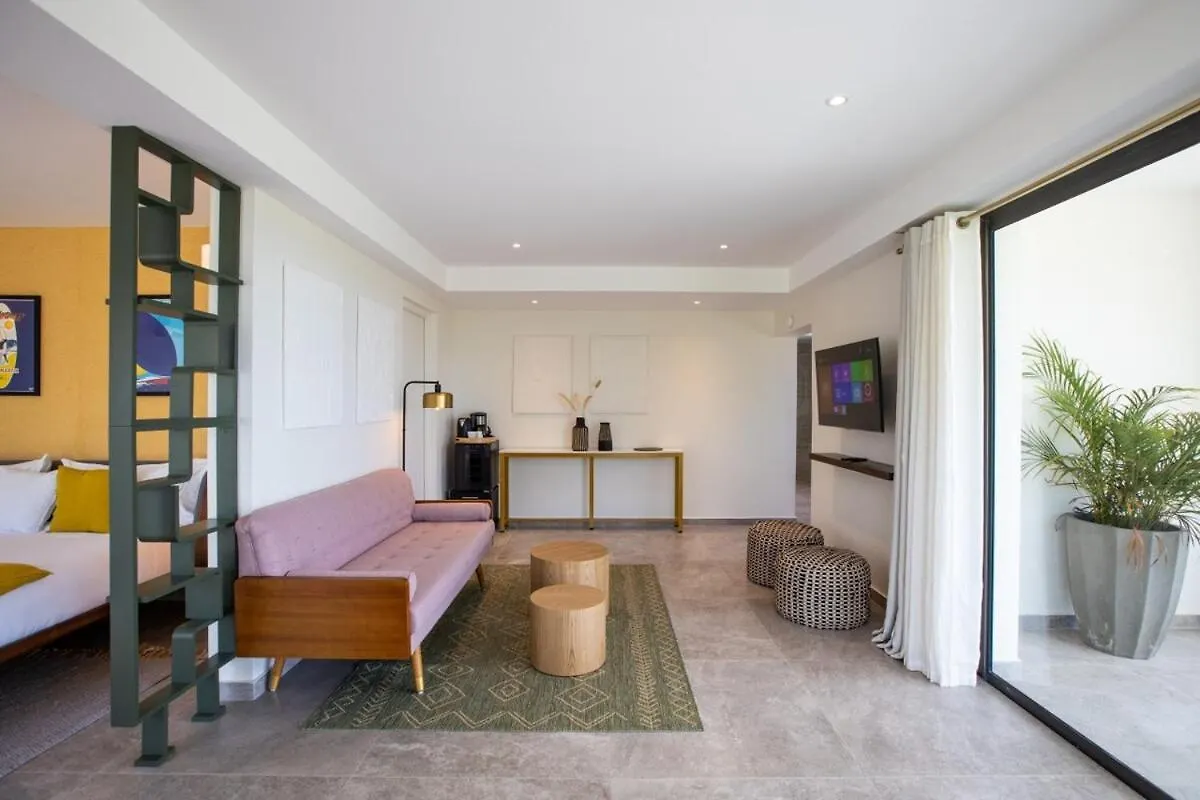 Σπίτι διακοπών Villa Solis, 7 Bedroom Ocean View Midcentury Villa Marigot