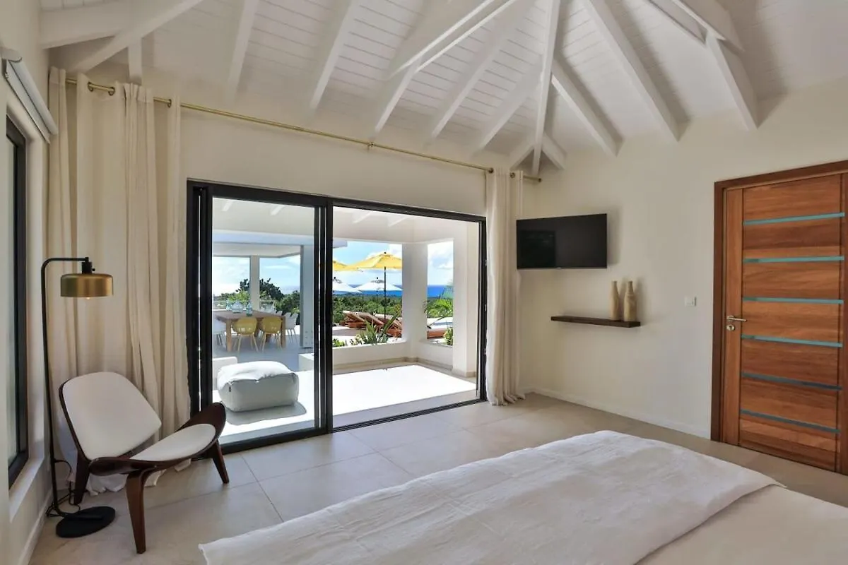 Villa Solis, 7 Bedroom Ocean View Midcentury Villa Marigot  Σπίτι διακοπών